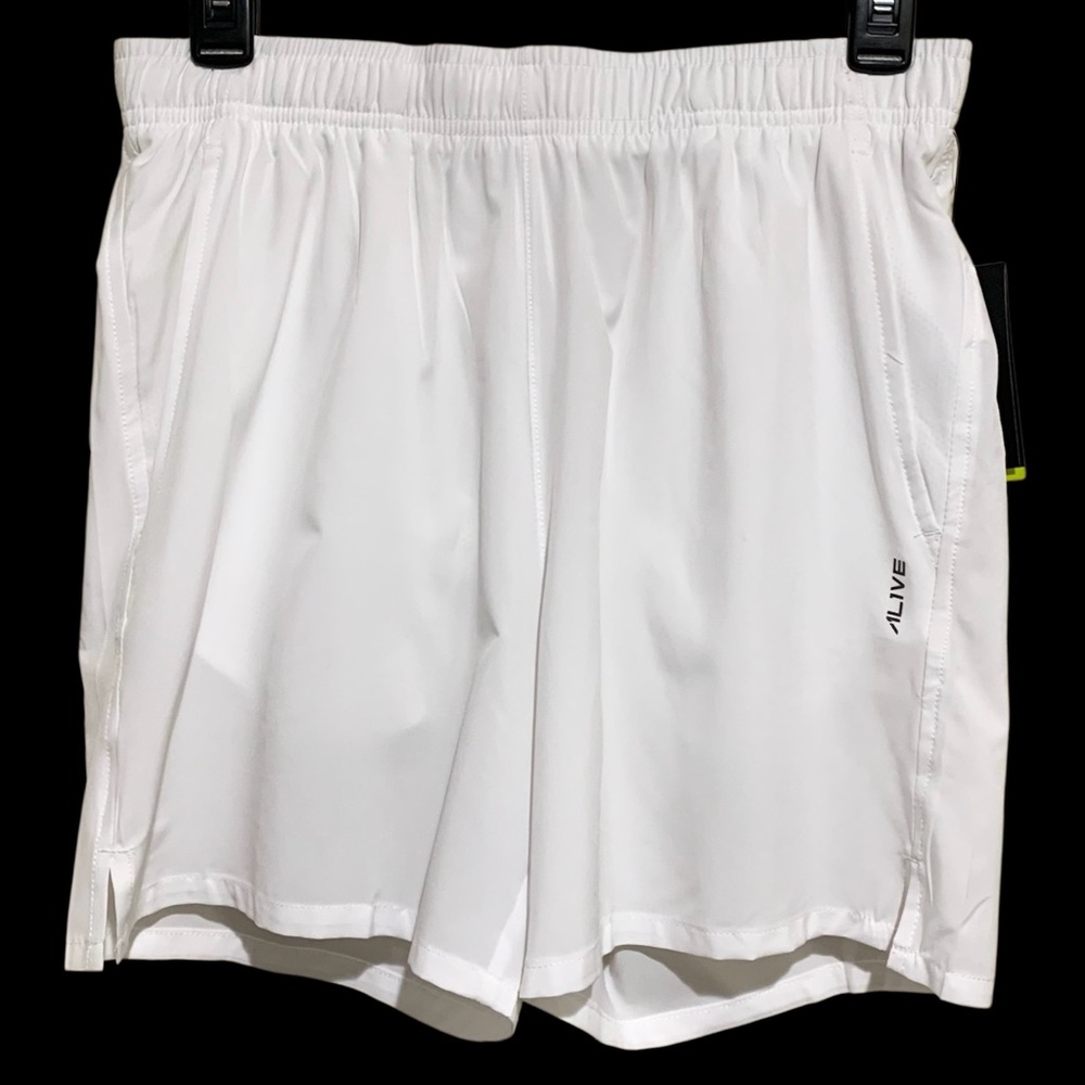 AL1VE Men's White Athletic Shorts 6” Inseam NWT Size Small Running Comfort